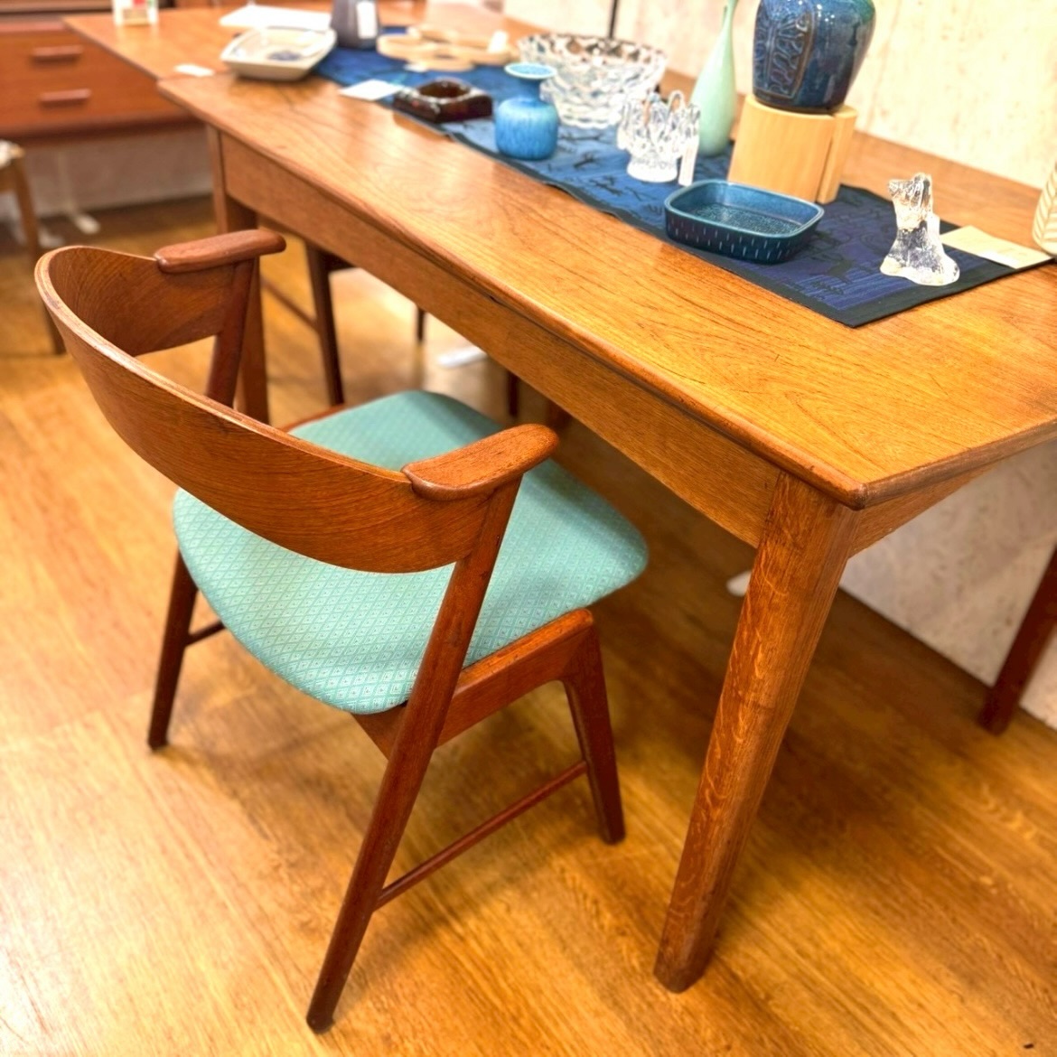 カイ・クリスチャンセンのチーク製ネイルチェアが入荷。ミッドセ｜ヴィンテージ北欧家具、インテリア アペテラ 仙台パルコB1F