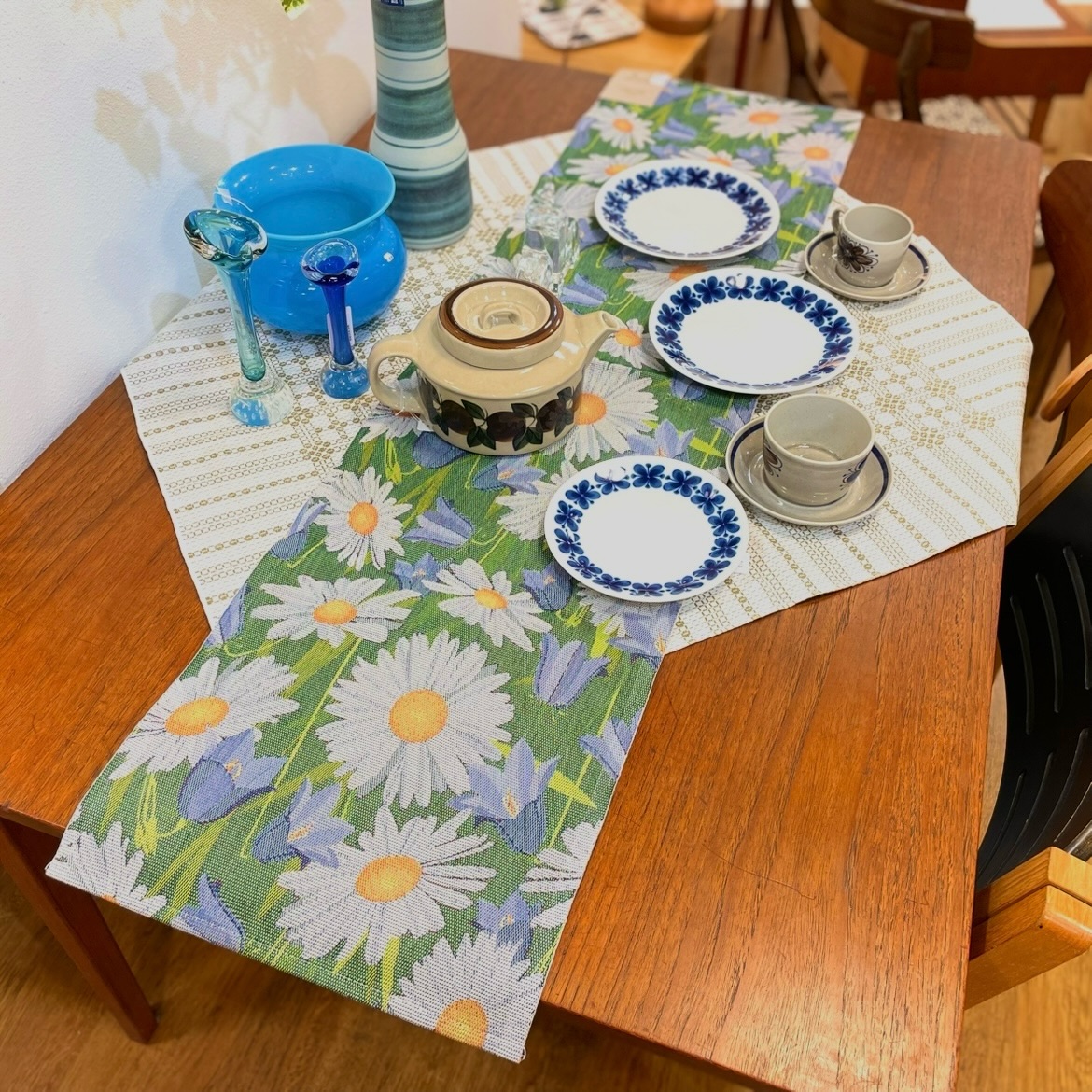 デンマーク名作ヴィンテージダイニングテーブル。チーク材製、伸|ヴィンテージ北欧家具、インテリア アペテラ 仙台パルコB1F